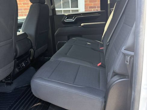 Used 2025 Chevrolet Silverado 2500 LT w/ Convenience Package AWD/4WD image 10