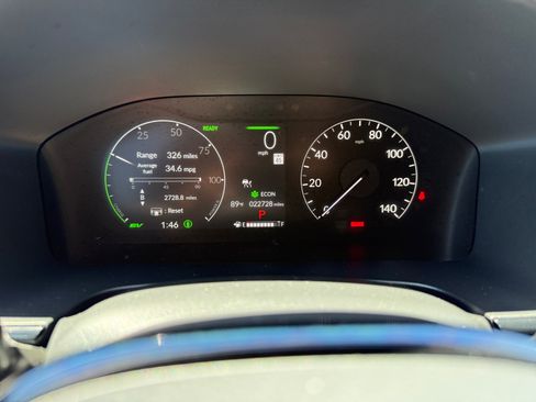 Used 2025 Honda CR-V Sport Touring image 11