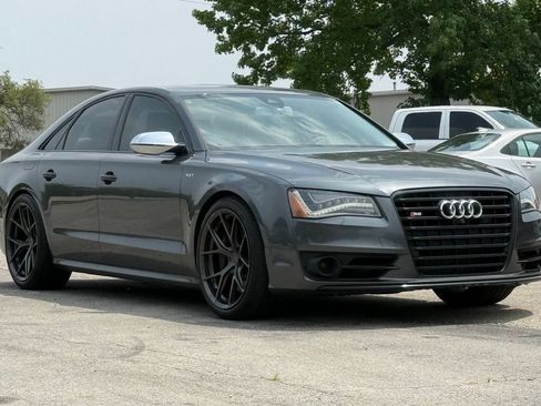 Used 2013 Audi S8 AWD/4WD image 8