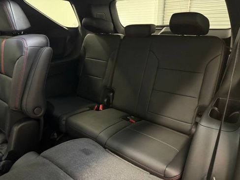 New 2026 Chevrolet Traverse RS FWD image 17