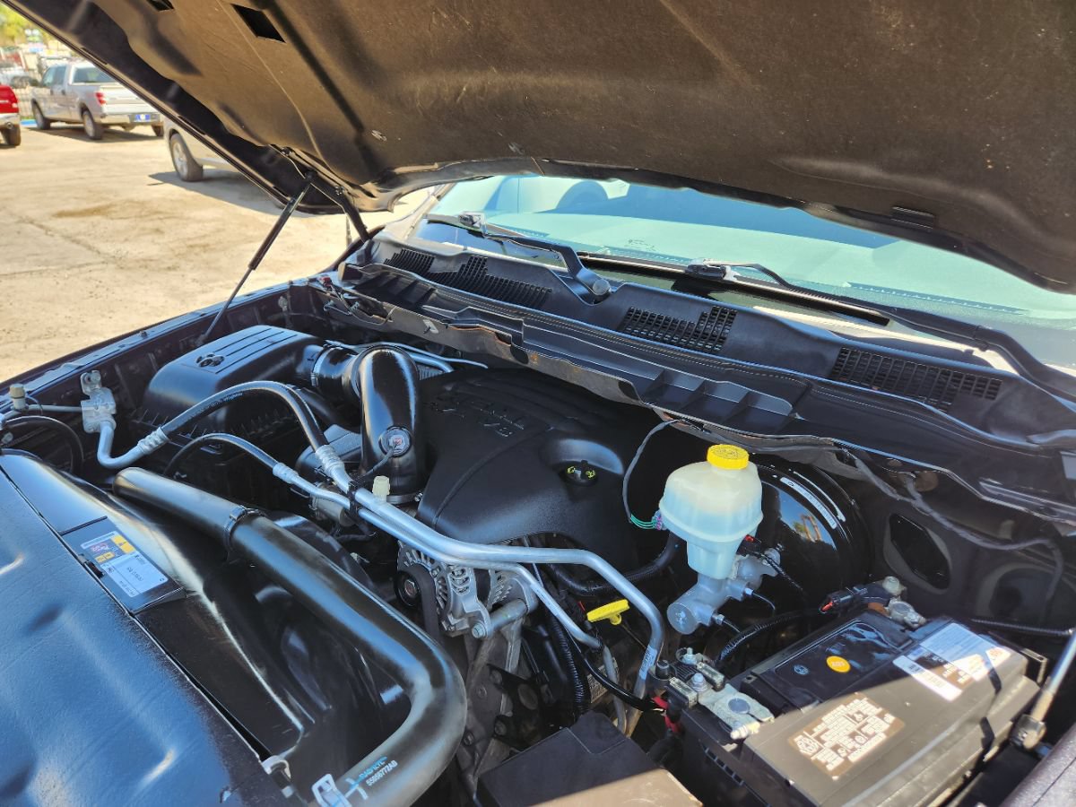 Used 2014 RAM 1500 Express RWD image 41