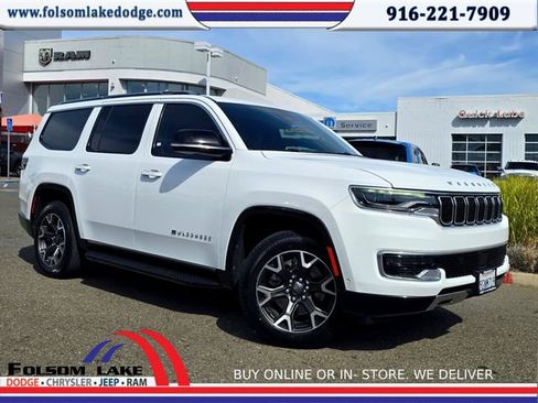 Certified 2023 Jeep Wagoneer Series III w/ Preferred Equipment Group AWD/4WD image 1