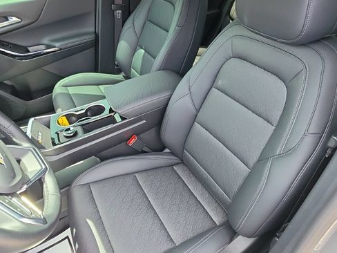 Certified 2026 Chevrolet Equinox LT w/ Convenience Package II AWD/4WD image 24