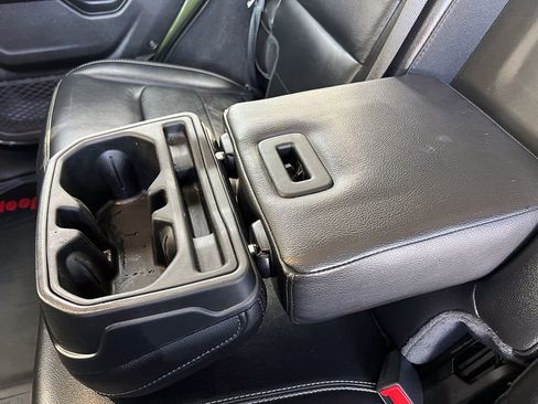 Used 2021 Jeep Wrangler Unlimited Sahara w/ Uconnect 4C Nav & Sound Group image 31