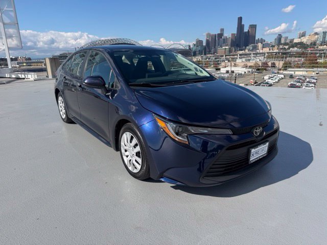 Used 2024 Toyota Corolla LE FWD image 1
