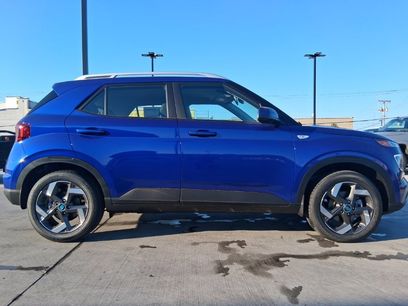 New 2025 Hyundai Venue Limited