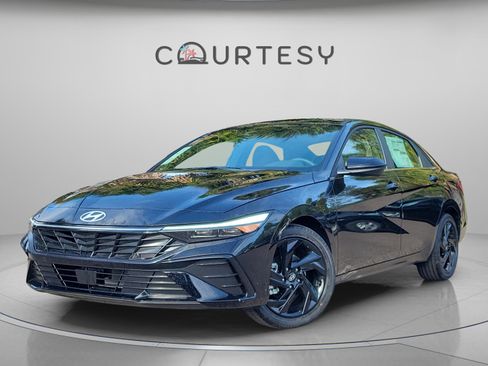 New 2026 Hyundai Elantra SEL Sport image 1