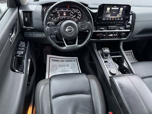 Used 2022 Nissan Pathfinder SL image 23