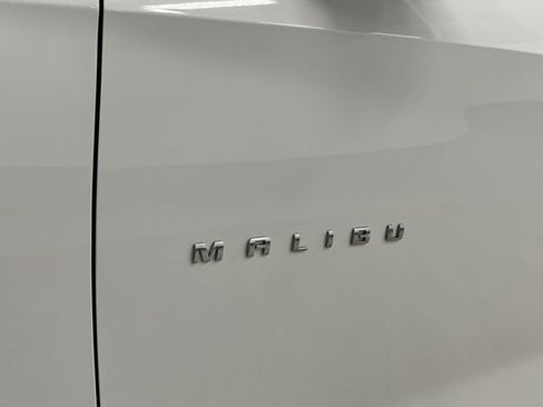 Used 2024 Chevrolet Malibu LT image 31