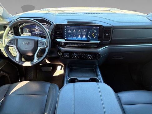 Used 2024 Chevrolet Silverado 2500 LT w/ Z71 Sport Edition image 2