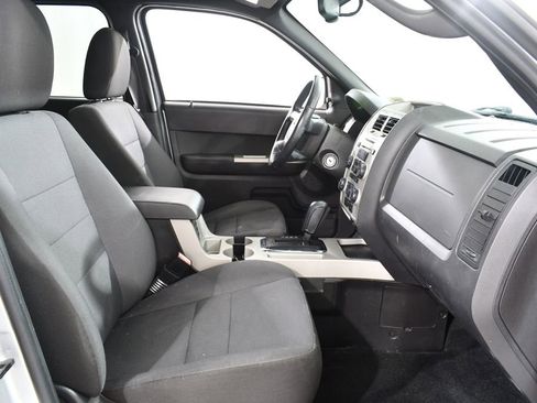 Used 2012 Ford Escape XLT AWD/4WD image 10