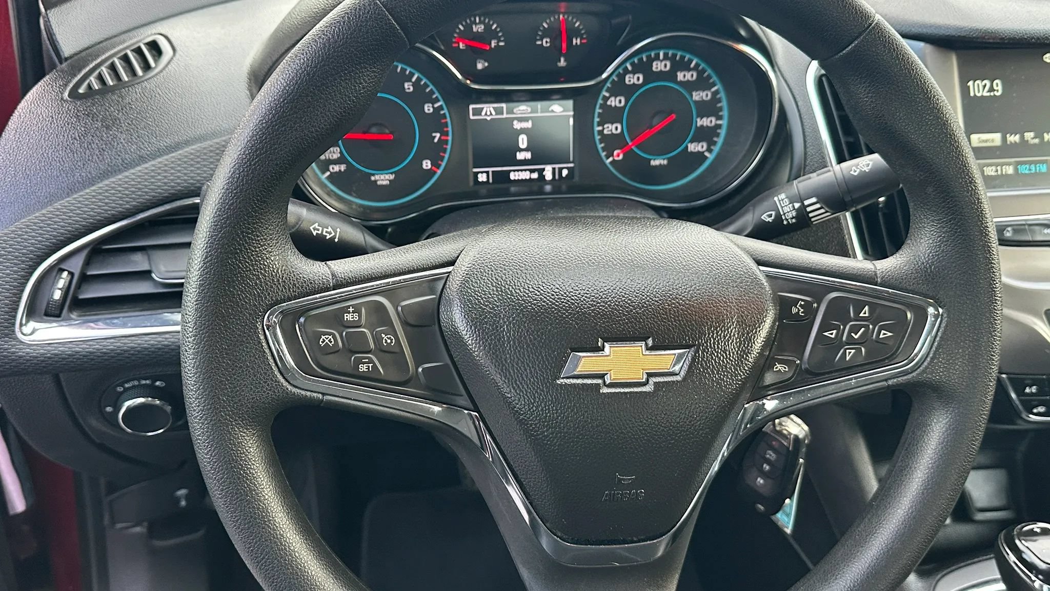 Used 2018 Chevrolet Cruze LT FWD image 12
