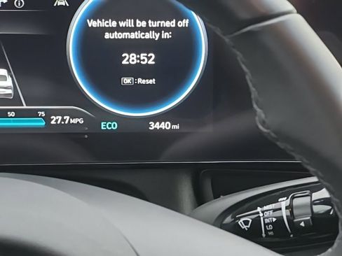 Certified 2025 Hyundai Elantra SEL image 12