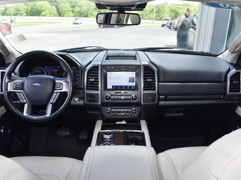 Used 2020 Ford Expedition Max Platinum AWD/4WD image 4