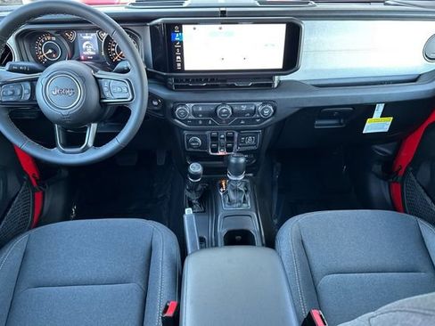 New 2026 Jeep Gladiator Sport AWD/4WD image 4