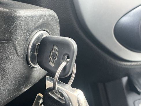 Used 2018 Chevrolet Colorado ZR2 image 16