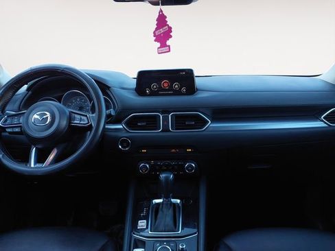 Used 2017 MAZDA CX-5 Touring image 10