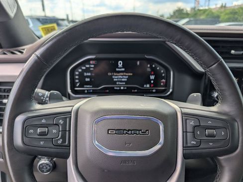 Used 2024 GMC Sierra 1500 Denali w/ Technology Package AWD/4WD image 16