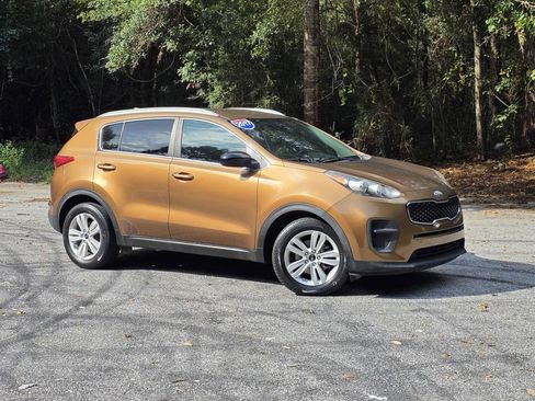 Used 2017 Kia Sportage LX w/ LX Popular Package FWD image 1