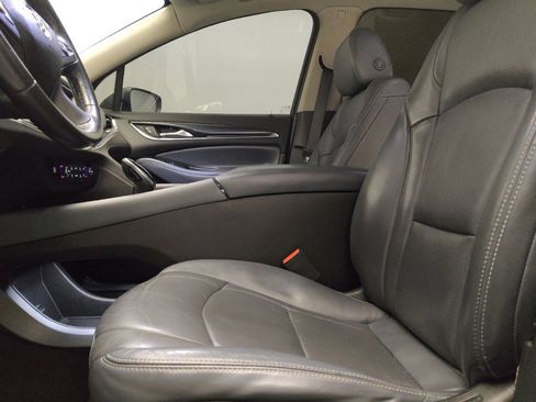 Used 2018 Buick Enclave Premium w/ Trailering Package FWD image 17