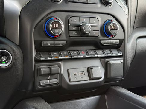 Used 2019 Chevrolet Silverado 1500 LT Trail Boss AWD/4WD image 20