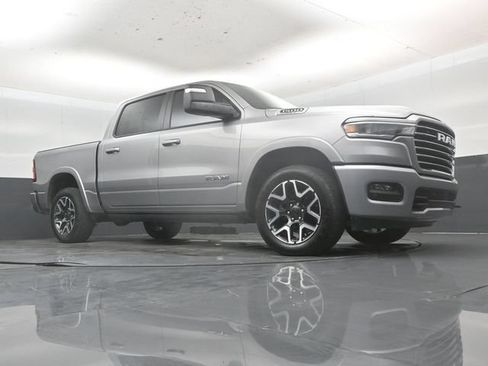 Used 2025 RAM 1500 Laramie AWD/4WD image 47