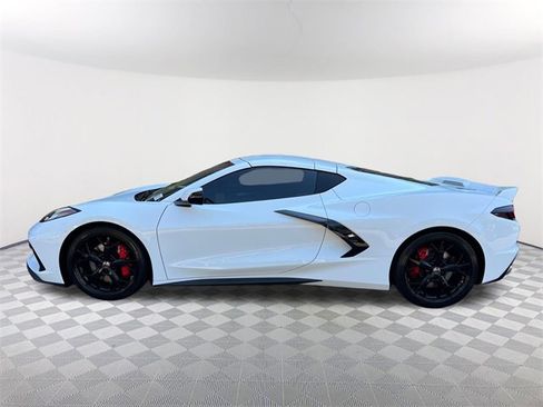 Used 2021 Chevrolet Corvette Stingray Preferred Cpe w/ Z51 Performance Package image 8