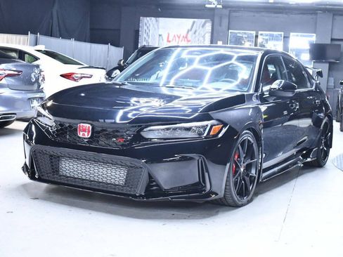 Used 2025 Honda Civic Type R image 4