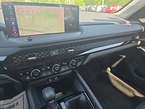 Used 2023 Honda Accord Touring image 19