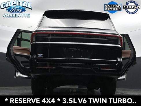 Used 2025 Lincoln Navigator Reserve AWD/4WD image 40
