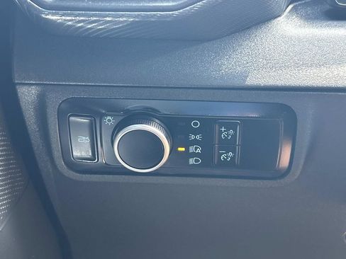 Used 2025 Ford Mustang Coupe RWD image 32