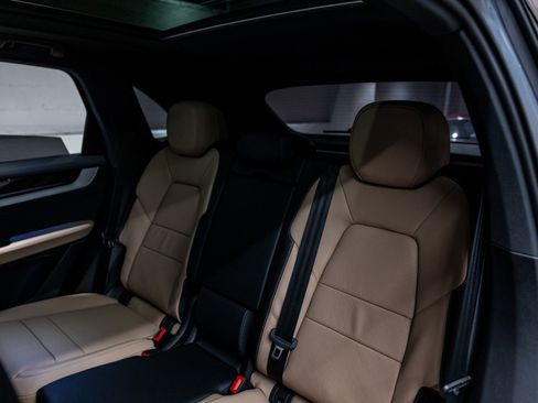New 2026 Porsche Cayenne image 31