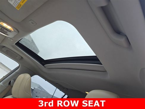 Used 2024 Toyota Highlander Limited image 31