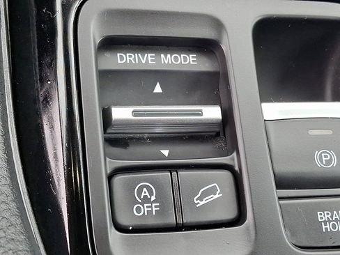 Certified 2024 Honda Pilot EX-L image 24