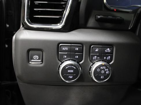 Used 2025 GMC Sierra 1500 Denali w/ Denali Reserve Package AWD/4WD image 44