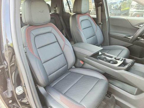 New 2026 Chevrolet Equinox RS w/ Convenience Package III AWD/4WD image 15