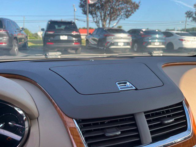 Used 2010 Chevrolet Malibu LT w/ Power Convenience Package FWD image 21