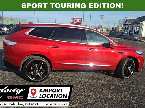 Used 2023 Buick Enclave Essence w/ Experience Buick Package image 8