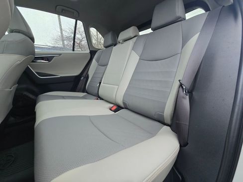 Used 2025 Toyota RAV4 Limited image 15