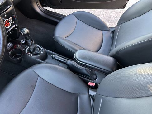 Used 2013 MINI Cooper Hardtop image 10