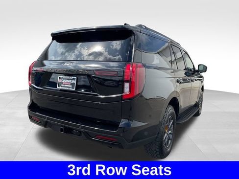 Used 2025 Ford Expedition Tremor AWD/4WD image 5