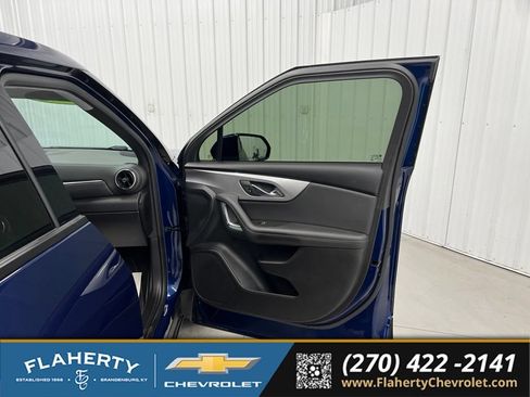 Used 2022 Chevrolet Blazer LT FWD image 14