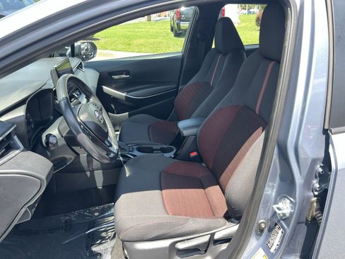 Used 2023 Toyota Corolla SE w/ Carpet Mat Package (TMS) FWD image 13