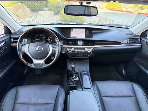 Used 2014 Lexus ES 350 w/ Premium Package FWD image 6