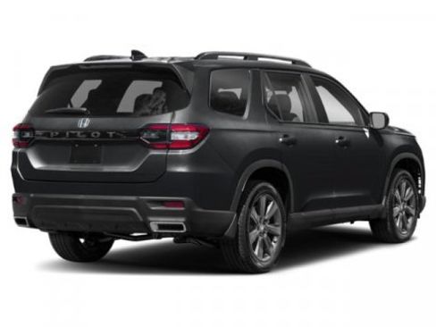 Used 2023 Honda Pilot Sport image 2