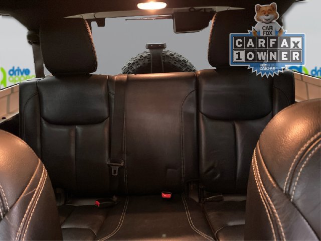 Used 2014 Jeep Wrangler Unlimited Sahara w/ Dual Top Group AWD/4WD image 20