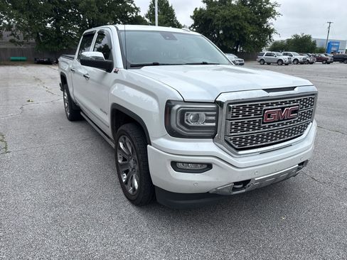Used 2018 GMC Sierra 1500 Denali w/ Denali Ultimate Package AWD/4WD image 6