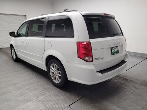 Used 2016 Dodge Grand Caravan SXT image 5