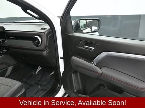 Used 2024 Chevrolet Colorado Z71 w/ Advanced Trailering Package AWD/4WD image 14