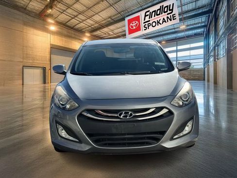 Used 2015 Hyundai Elantra GT w/ Option Group 02 image 2